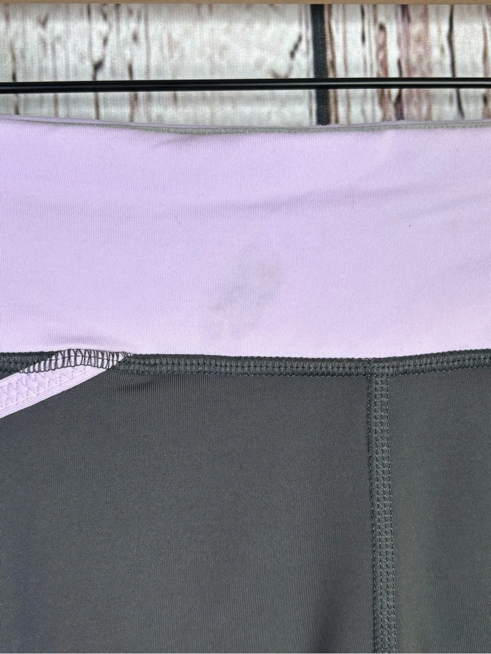 🍋Lululemon Run: Pace Crop Soot/Pretty Purple Size 4 Low Rise Run Tight Fit *Mark